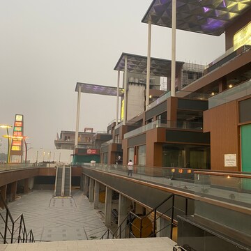  Office Space – Exterior View View at Suntwilight Phase 2, Jaypee Greens - for Sale