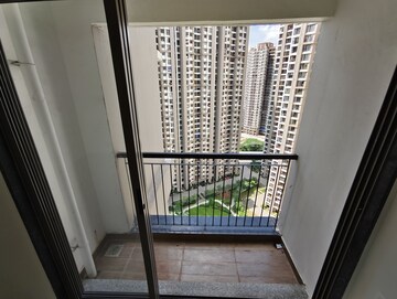 2 BHK Apartment For Rent in Runwal Eirene, Balkum Pada