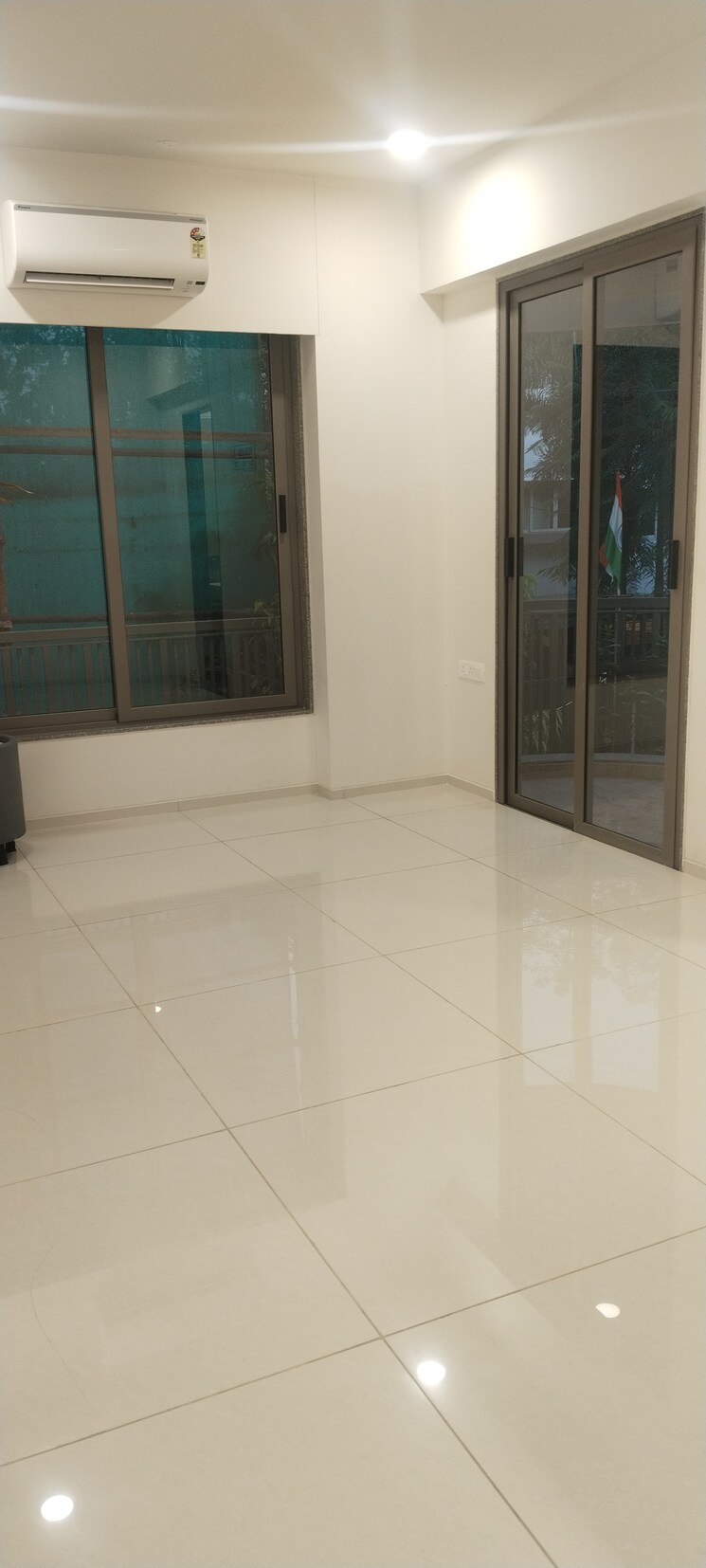 Room, navrangpura 4 Bedroom 3177 Sq.Ft. Apartment In Navrangpura Ahmedabad 7858096