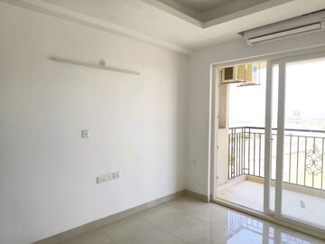 Room in 3 BHK Apartment at Shree Vardhman Flora, Sector 90 – for Sale