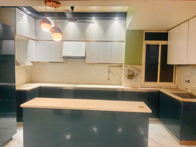 Kitchen, patparganj 3 Bedroom 1350 Sq.Ft. Apartment In Patparganj Delhi 7858305