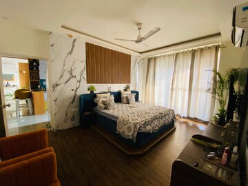 Living Room in 4 BHK Apartment at Shree Balaji CGHS, Sector 45 – for Sale