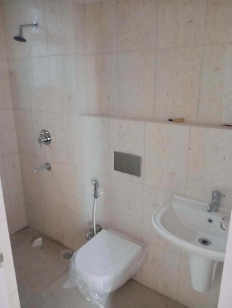 Bathroom, godrej-seven 2 Bedroom 893 Sq.Ft. Apartment In Joka Kolkata 7858508