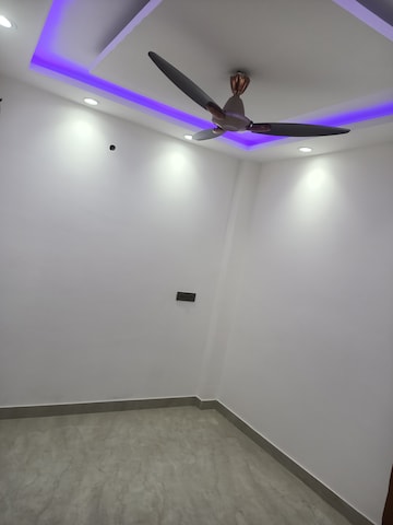 Room in 2 BHK Builder Floor at Tughlakabad Extension – for Sale