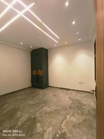 Room in 4 BHK Builder Floor at Chattarpur – for Sale