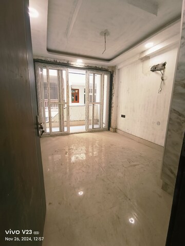 Room in 3 BHK Builder Floor at Chattarpur – for Sale
