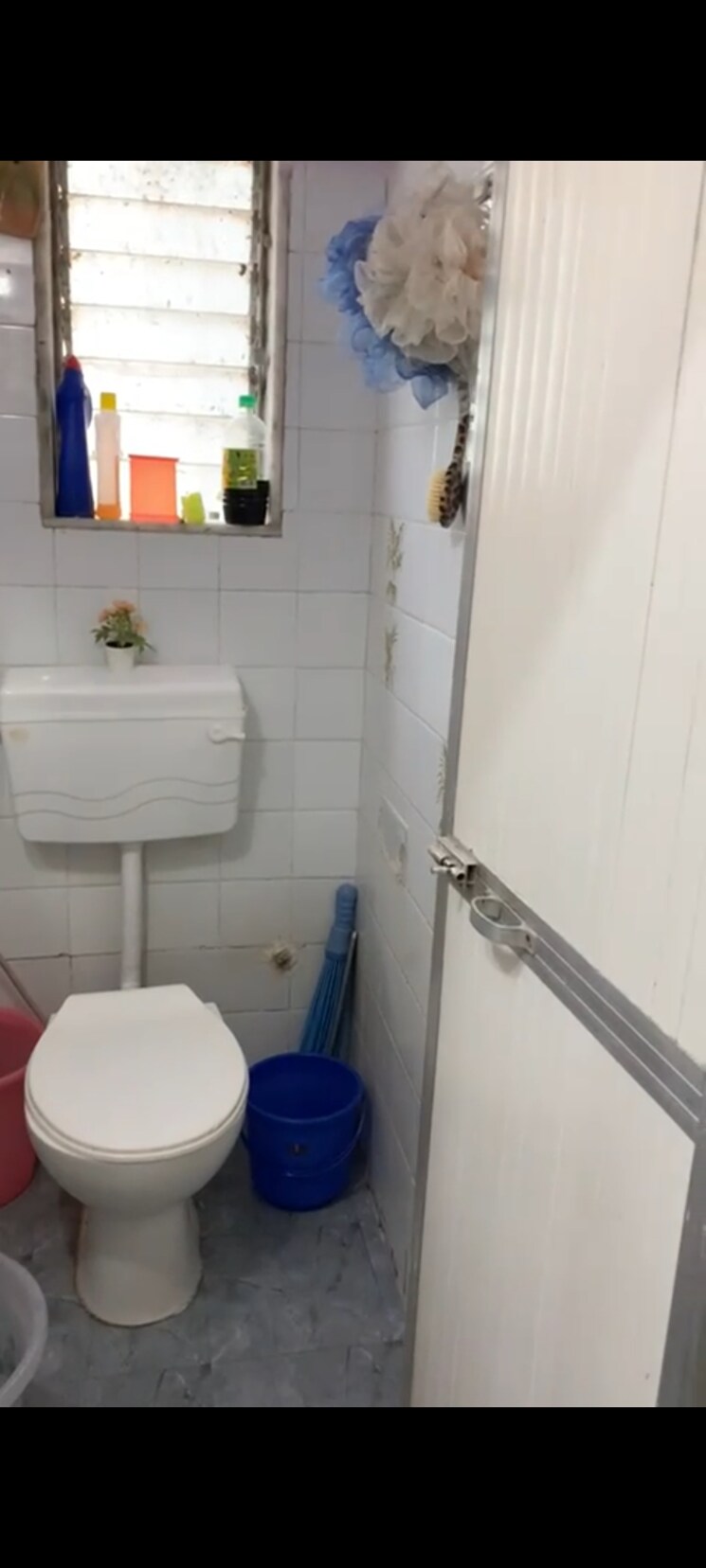 Bathroom, akshay-chs-andheri-east 1 Bedroom 415 Sq.Ft. Apartment In Andheri East Mumbai 7858729