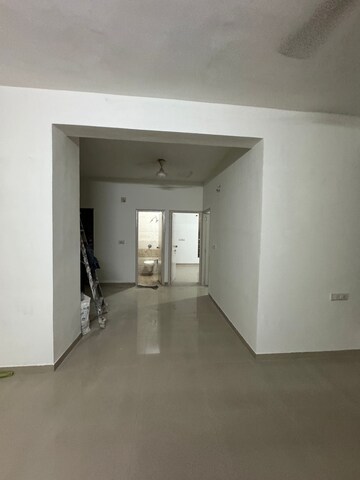 Room in 2 BHK Apartment at Kurla West – for Sale