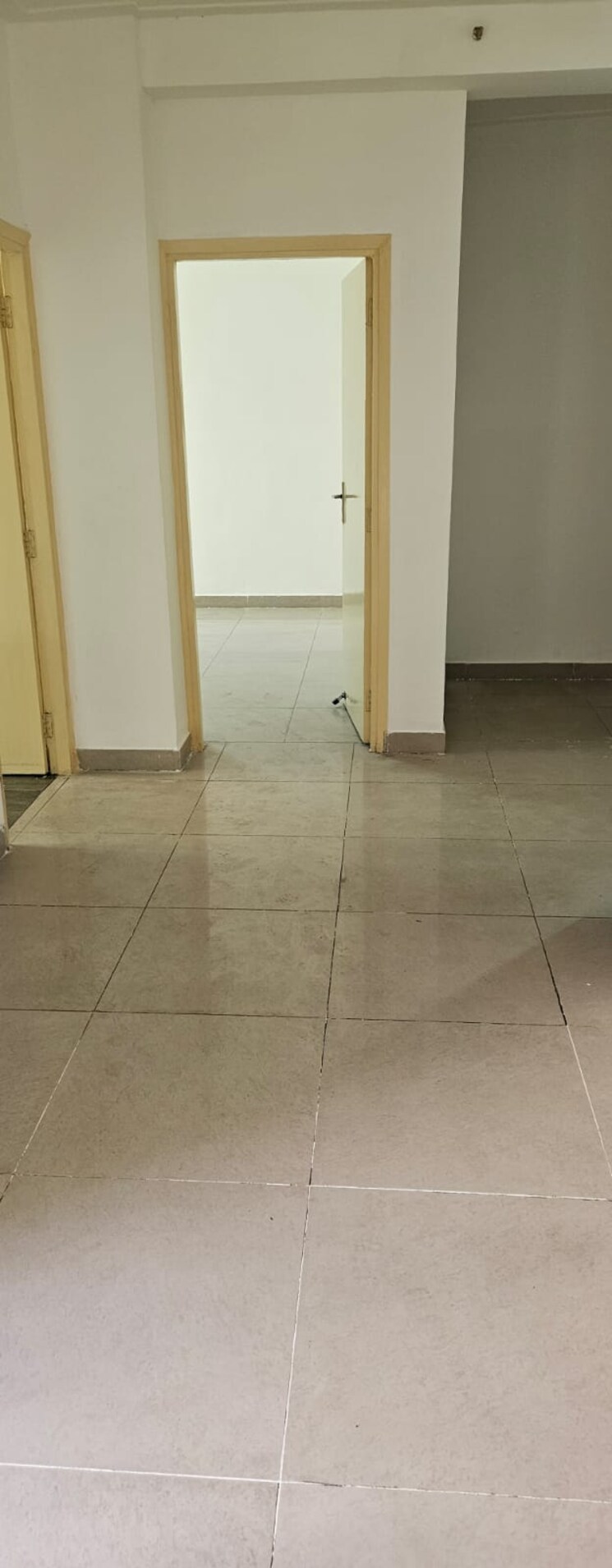 Bathroom, gaur-city-2-12th-avenue 2 Bedroom 1055 Sq.Ft. Apartment In Sector 16c Greater Noida Greater Noida 7859314