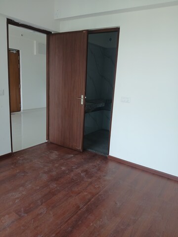Furnished Amenities in 3.5 BHK Apartment at Mantra Sky Homes, Magarpatta City – for Sale