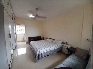 Bedroom in 2.5 BHK Apartment at Shilp Tower, Lower Parel – for Rent