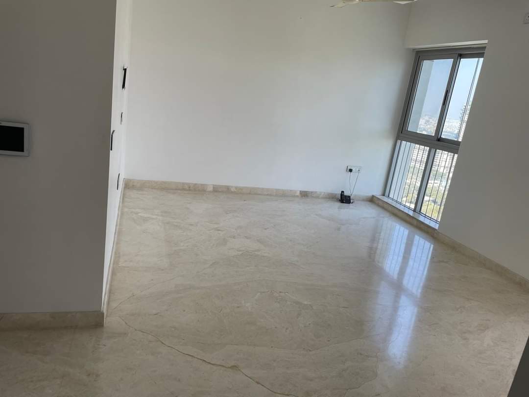 2 BHK Apartment For Sale in Amanora Gateway Towers