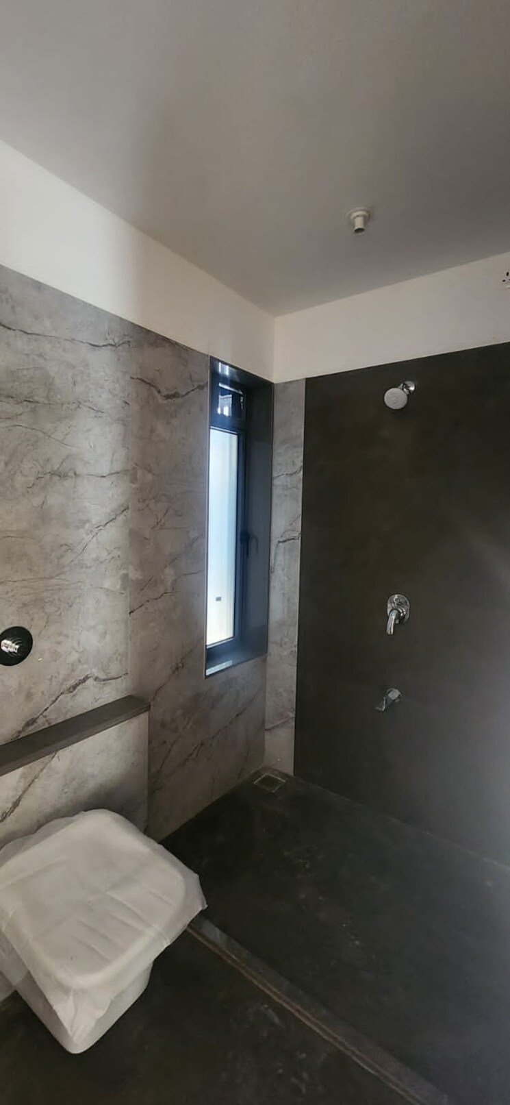 Bathroom, chembur 4 Bedroom 1900 Sq.Ft. Apartment In Chembur Mumbai 7859415