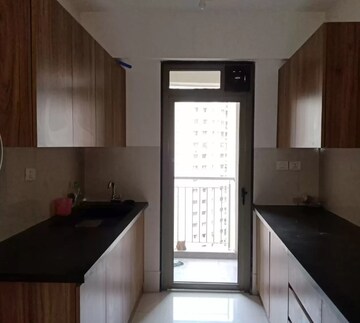 2 BHK Apartment For Rent in Sector 61