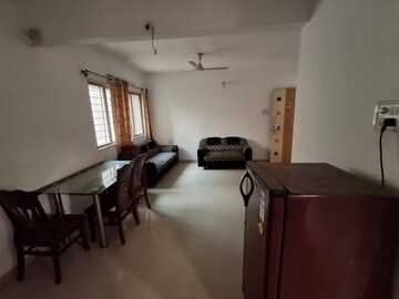 2 BHK Apartment For Rent in Adajan