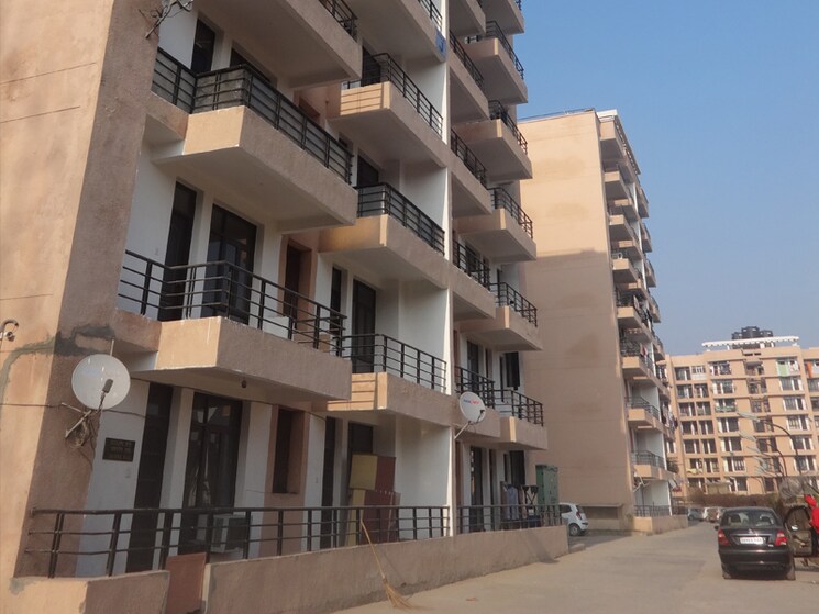 Exterior View, jaipurias-sunrise-greens-zirakpur 3 Bedroom 1747 Sq.Ft. Apartment In Vip Road Zirakpur 7859775