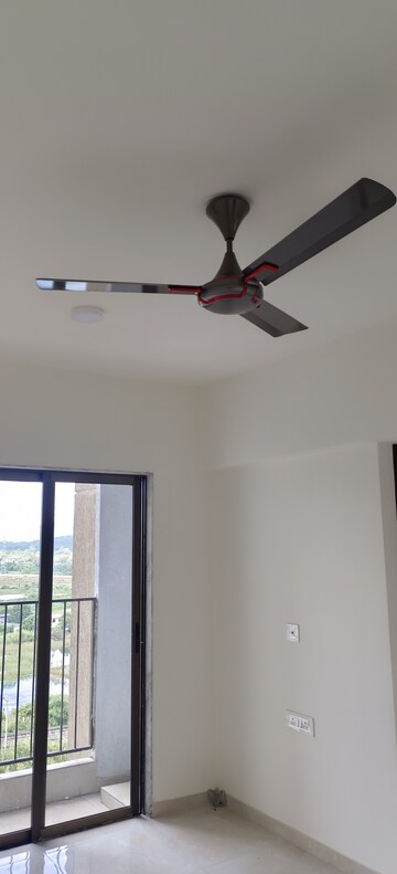 Room in 1 BHK Apartment at Navkar City Phase II, Naigaon East – for Sale