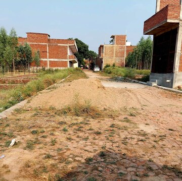  Plot – Exterior View View at Raebareli Road - for Sale