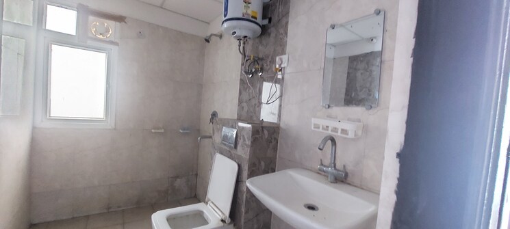 Bathroom, panchsheel-pratistha 3 Bedroom 945 Sq.Ft. Apartment In Sector 75 Noida 7860136