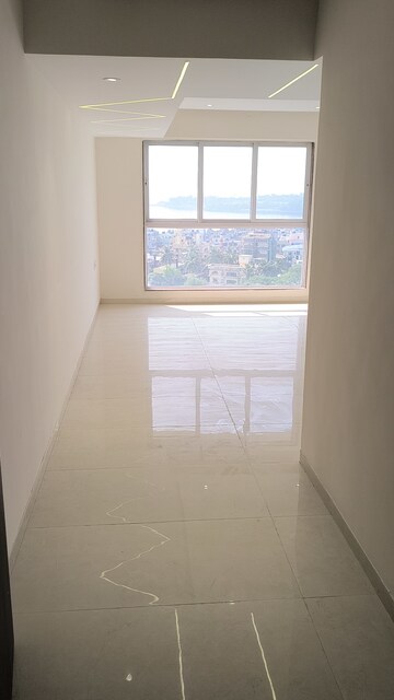 Room in 2 BHK Apartment at Andheri West – for Sale