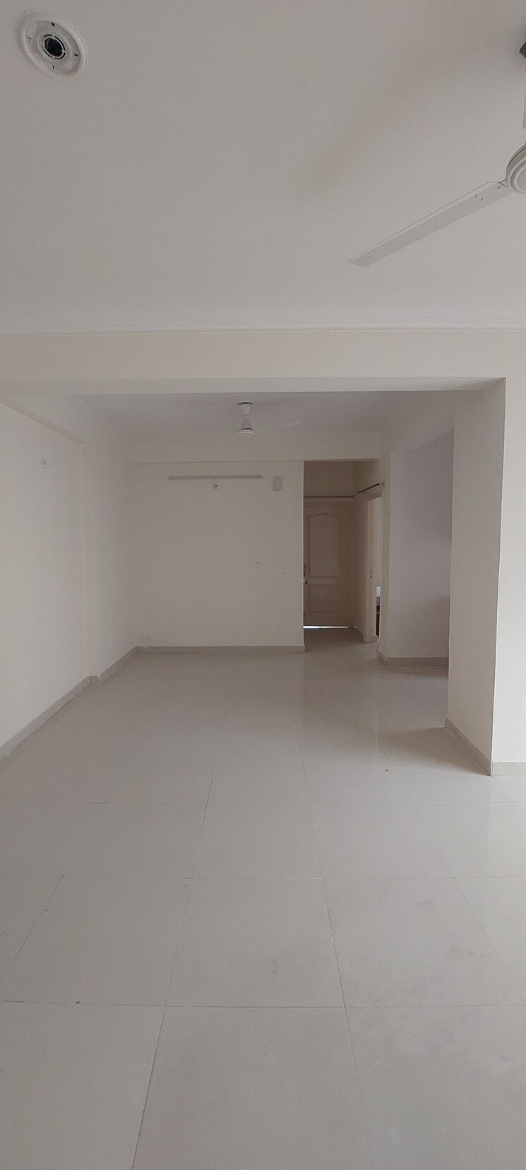 Room, maxblis-white-house 3 Bedroom 1760 Sq.Ft. Apartment In Sector 75 Noida 7860242