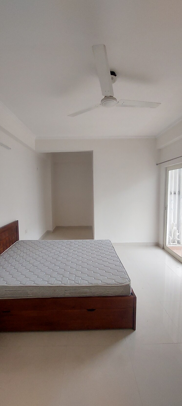 Bathroom, maxblis-white-house 3 Bedroom 1760 Sq.Ft. Apartment In Sector 75 Noida 7860242