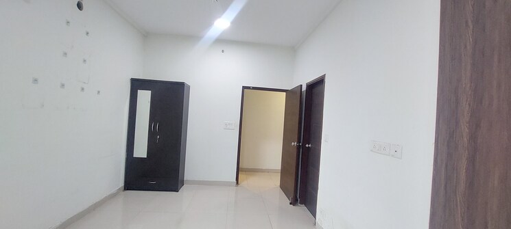 Room, mahagun-mirabella 3 Bedroom 1880 Sq.Ft. Apartment In Sector 79 Noida 7860411