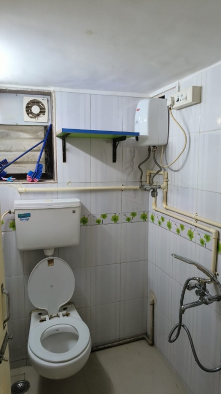 Bathroom, d-almeida-avana 1 Bedroom 354 Sq.Ft. Apartment In Santacruz East Mumbai 7860566