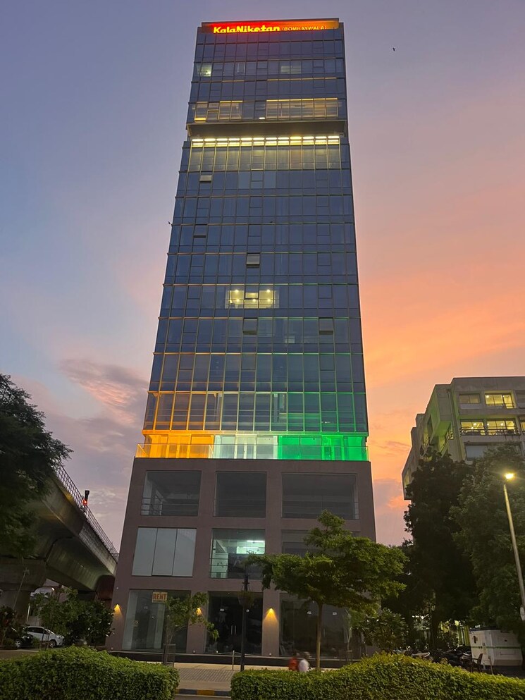 Exterior View, ashram road Commercial Office Space 2600 Sq.Ft. In Ashram Road Ahmedabad 7860597