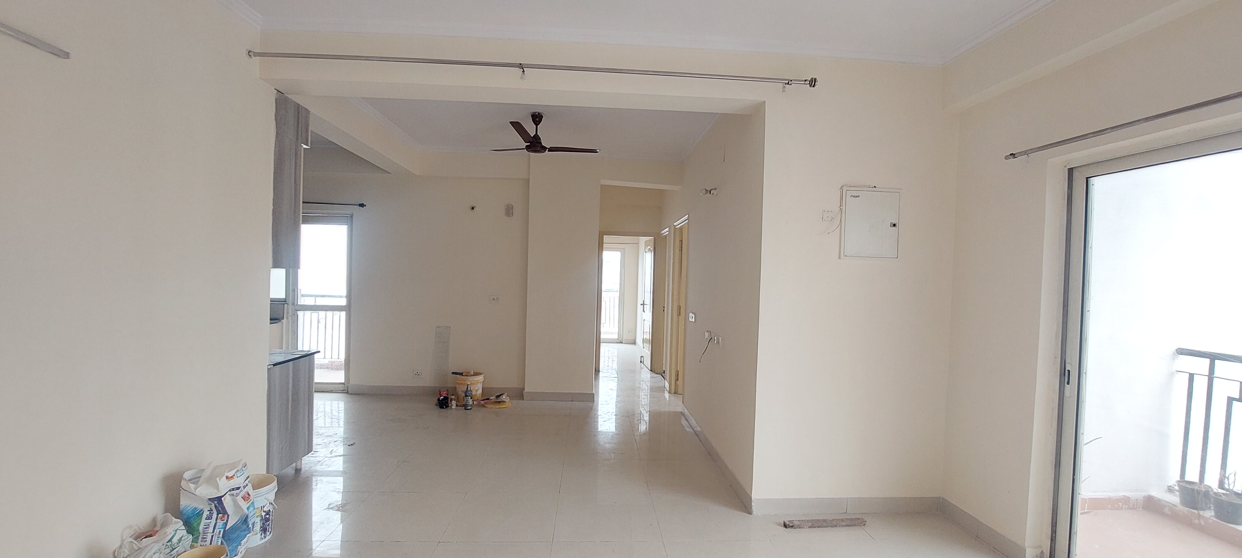 3 BHK 1390 Sq.Ft. Apartment in Maxblis White House