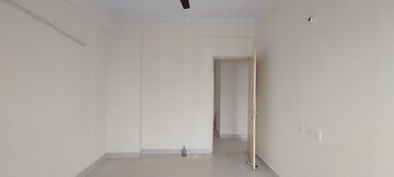 Room in 3 BHK Apartment at Maxblis White House, Sector 75 – for Sale