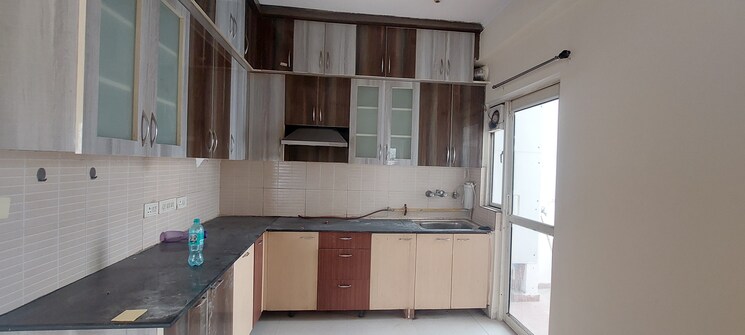 Kitchen, maxblis-white-house 3 Bedroom 1390 Sq.Ft. Apartment In Sector 75 Noida 7860775