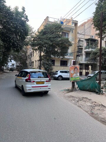 Parking in  Plot at Unitech South City 1, South City 1 – for Sale
