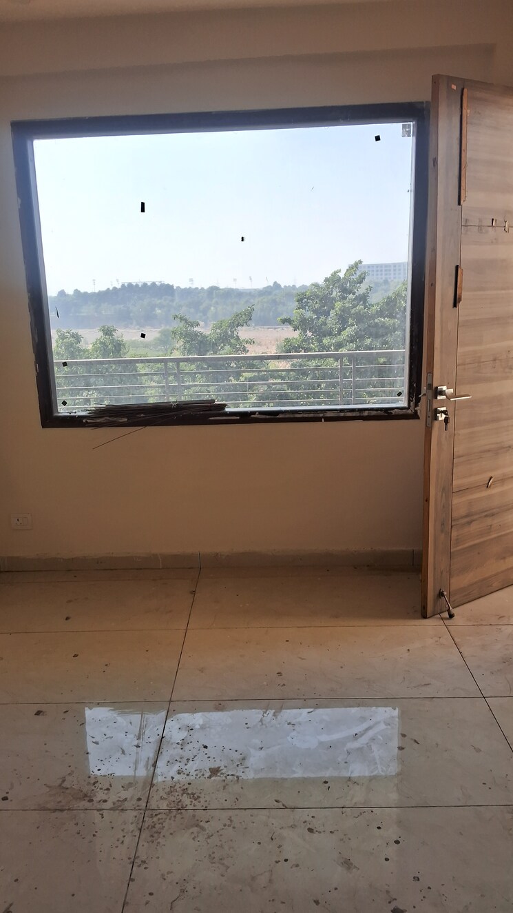 Room, sector 16 3 Bedroom 1850 Sq.Ft. Apartment In Sector 16 Panchkula 7861077