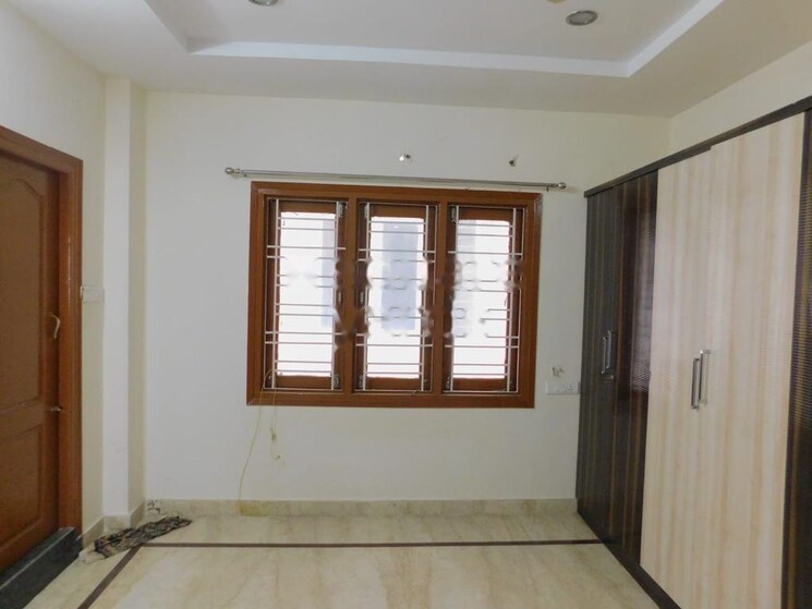 Room, sri-sai-nivas-kondapur 2 Bedroom 900 Sq.Ft. Apartment In Kondapur Hyderabad 7861036