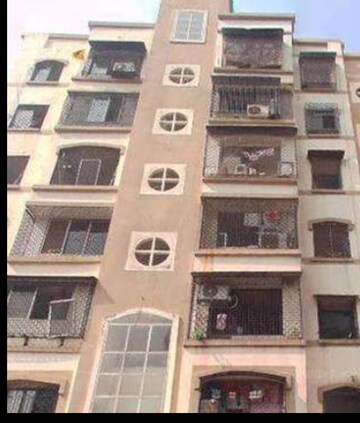 1 BHK Apartment For Rent in Kartikey Apartments Kandivali West Mumbai  7860354