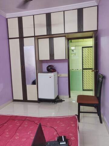 Room in 1 BHK Apartment at Nerul – for Sale