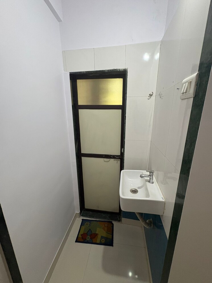 Bathroom, khopat 1 Bedroom 540 Sq.Ft. Apartment In Khopat Thane 7861537