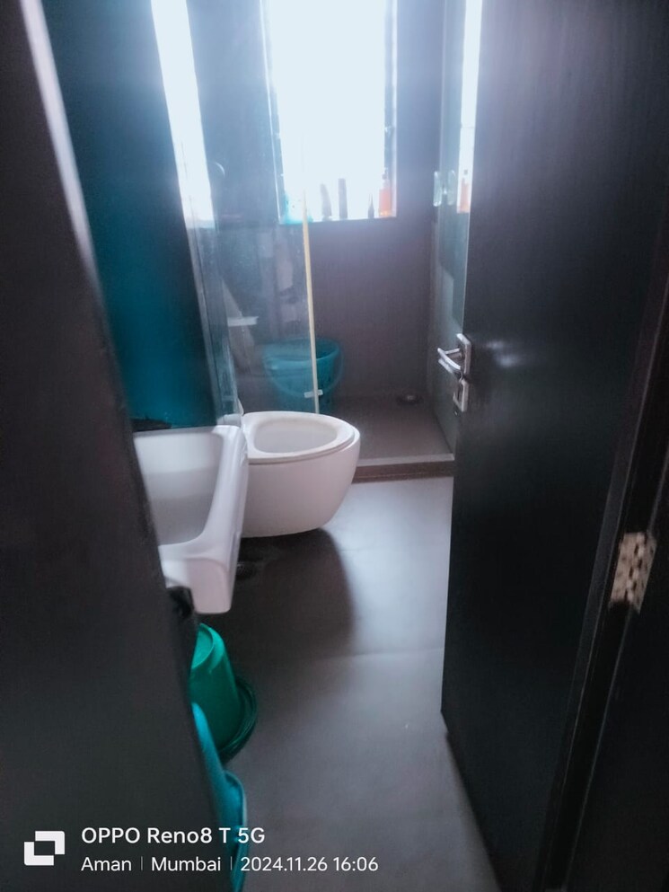 Bathroom, palash-towers 2 Bedroom 950 Sq.Ft. Apartment In Andheri West Mumbai 7861540