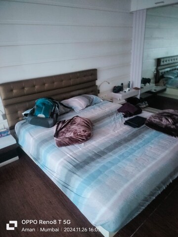 Bedroom in 2 BHK Apartment at Palash Towers, Andheri West – for Rent