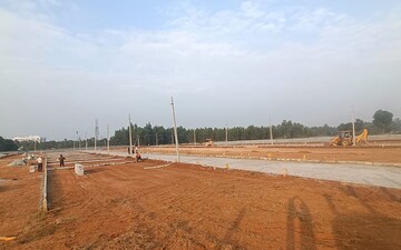 Plot For Sale in Dodda Aalada Mara Road