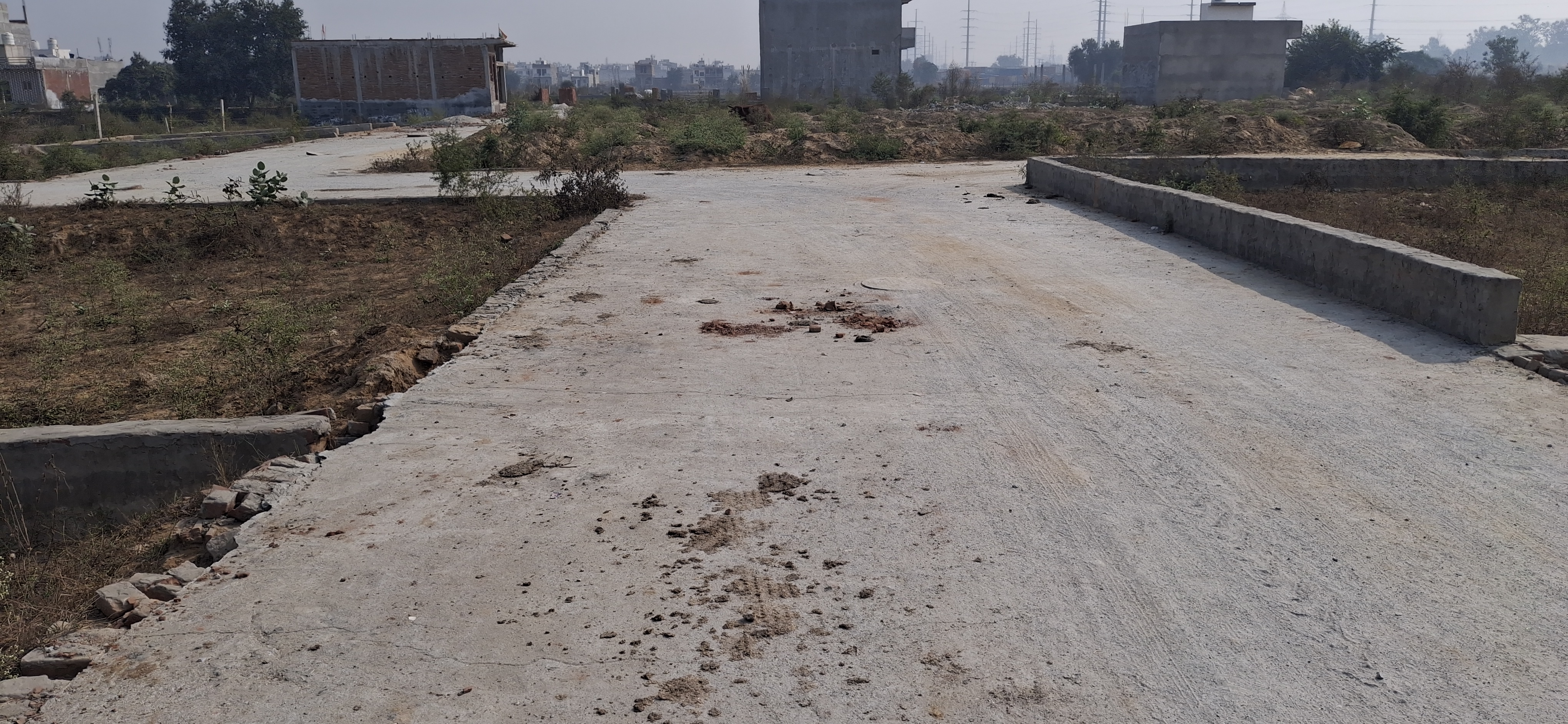 Plot For Sale in Mk Property 