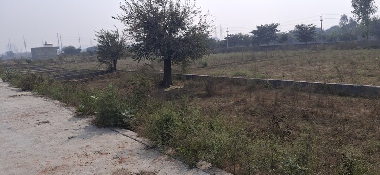 undefined, upsidc site b  85 Sq.Yd. Plot In Upsidc Site B Greater Noida 7862051