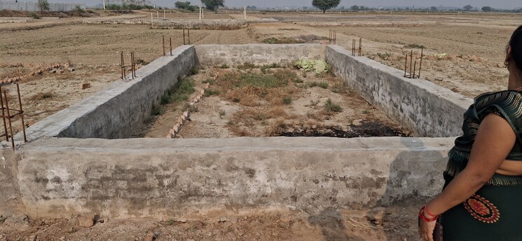 undefined, upsidc site b  98 Sq.Yd. Plot In Upsidc Site B Greater Noida 7862069