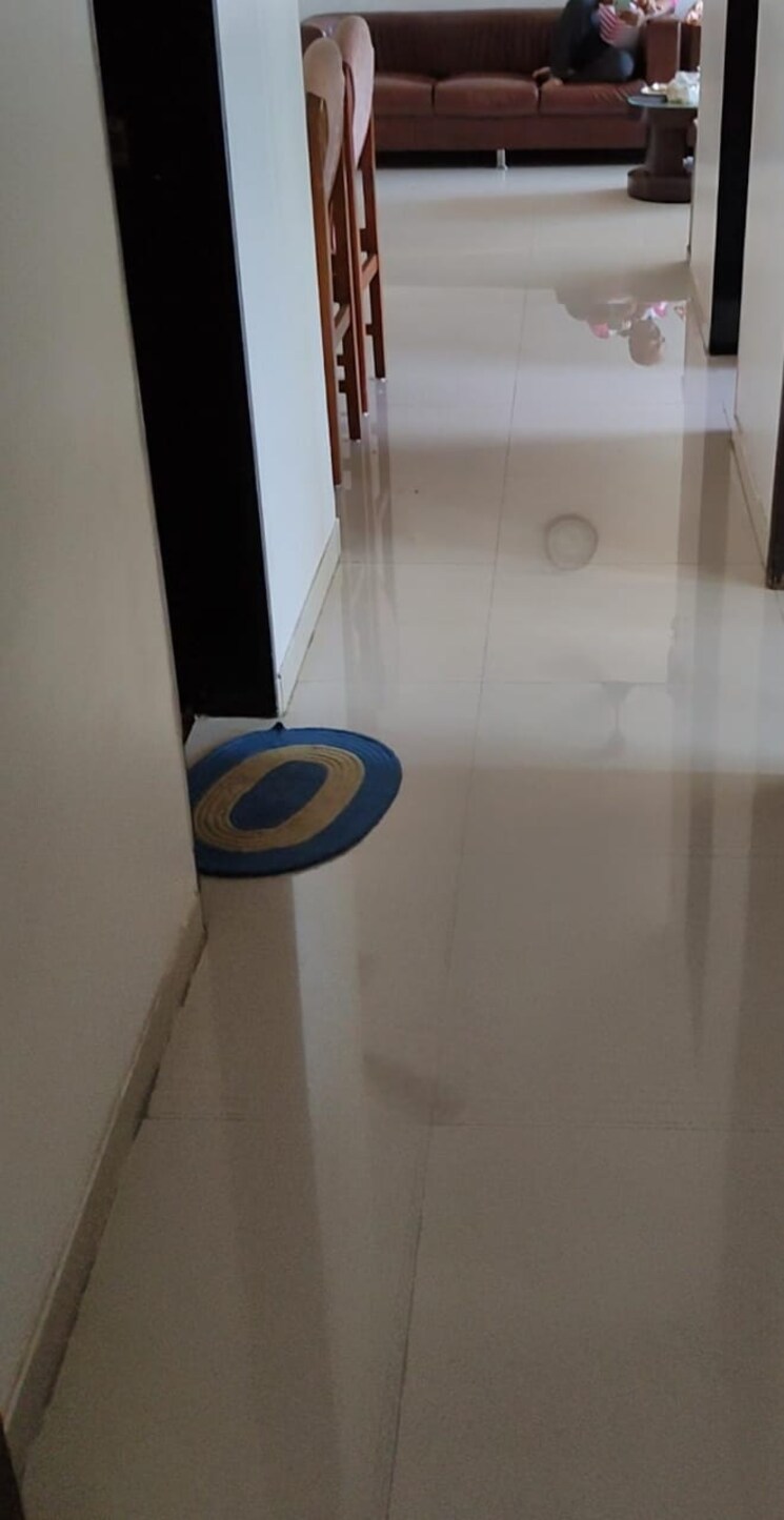 Bathroom, khar west 3 Bedroom 1100 Sq.Ft. Apartment In Khar West Mumbai 7862390