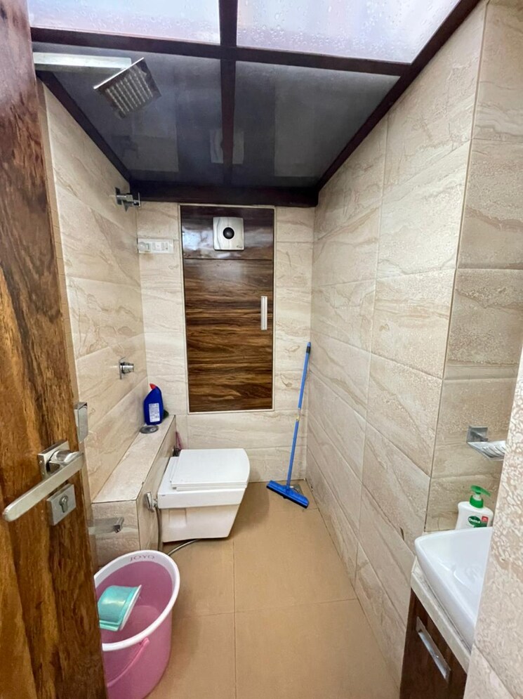 Bathroom, nanda-devi 1 Bedroom 800 Sq.Ft. Apartment In Santacruz East Mumbai 7862544