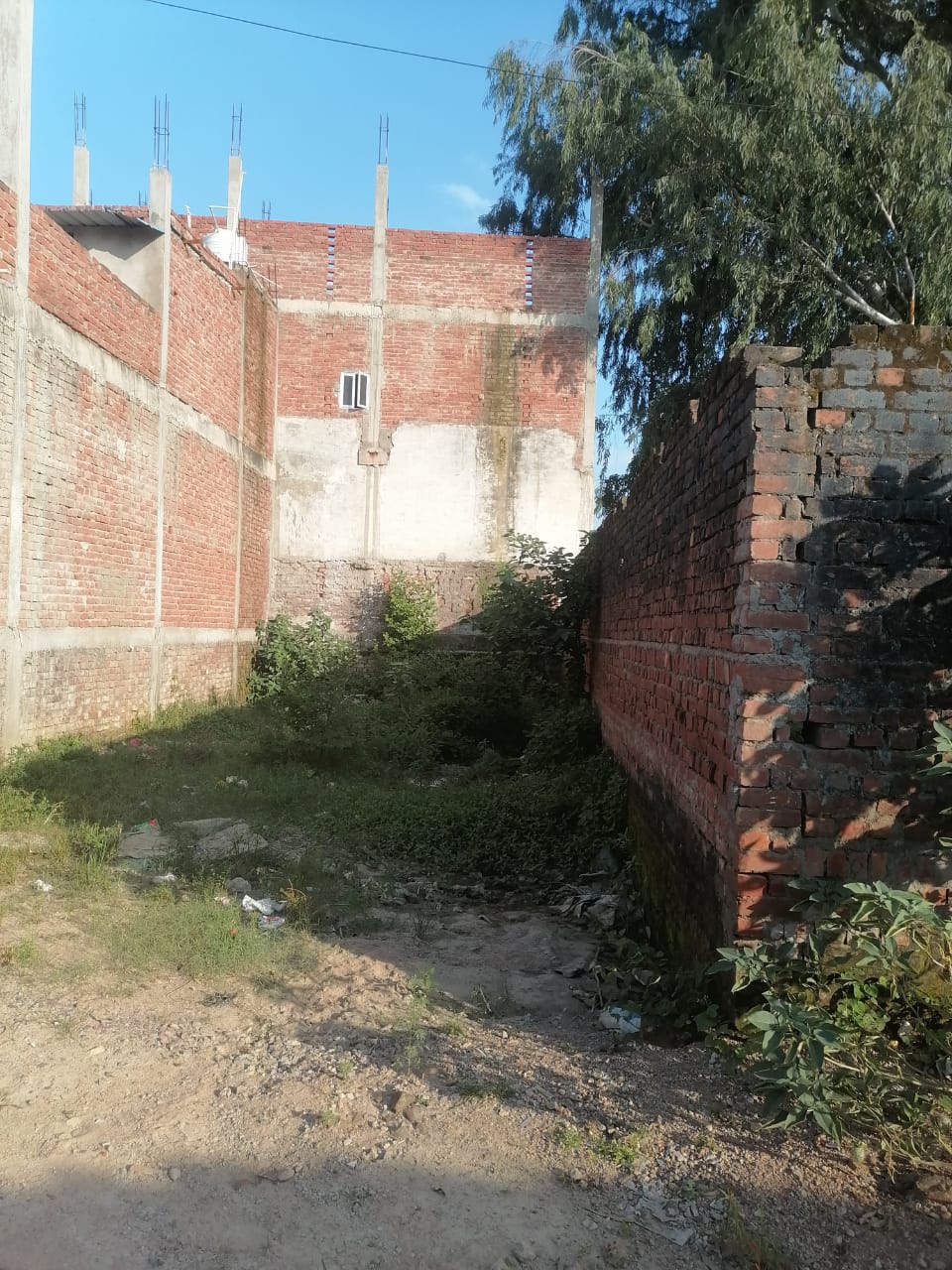 Plot For Sale in Neelendras Amity Greens