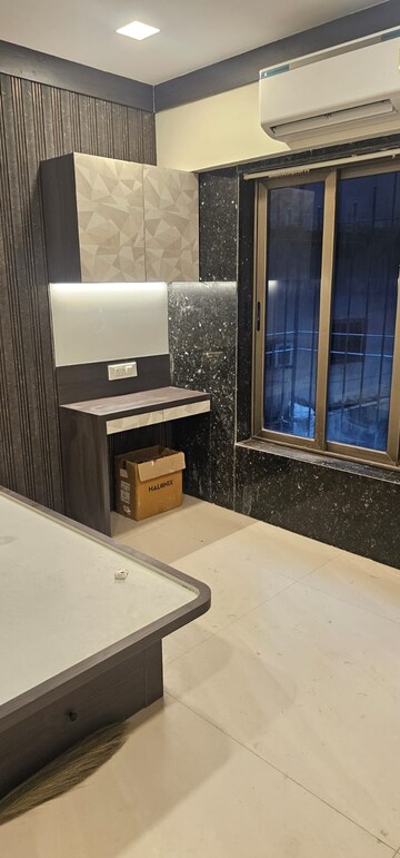 Room in 2 BHK Apartment at Andheri West – for Rent