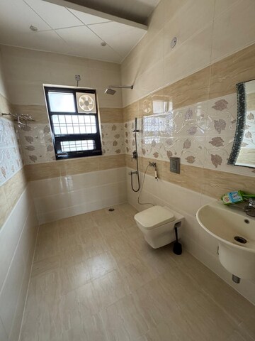 Kitchen in 4 BHK Penthouse at Amrapali Princely Estate, Sector 76 – for Sale