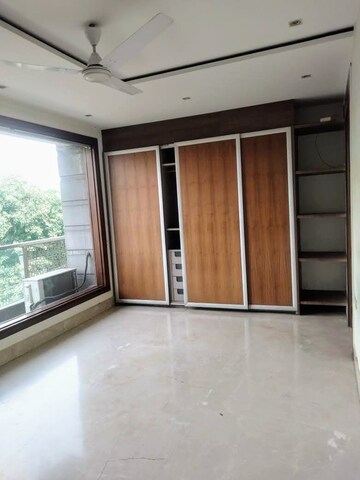 Room in 4 BHK Builder Floor at Greater Kailash I – for Sale